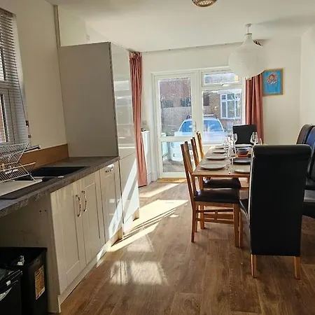 Avocet View *Sleeps 10* Villa Exmouth Exterior photo