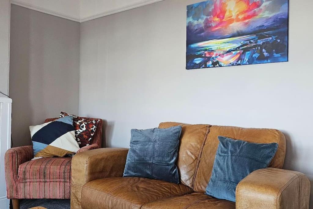 Avocet View *sleeps 10* Holiday home *